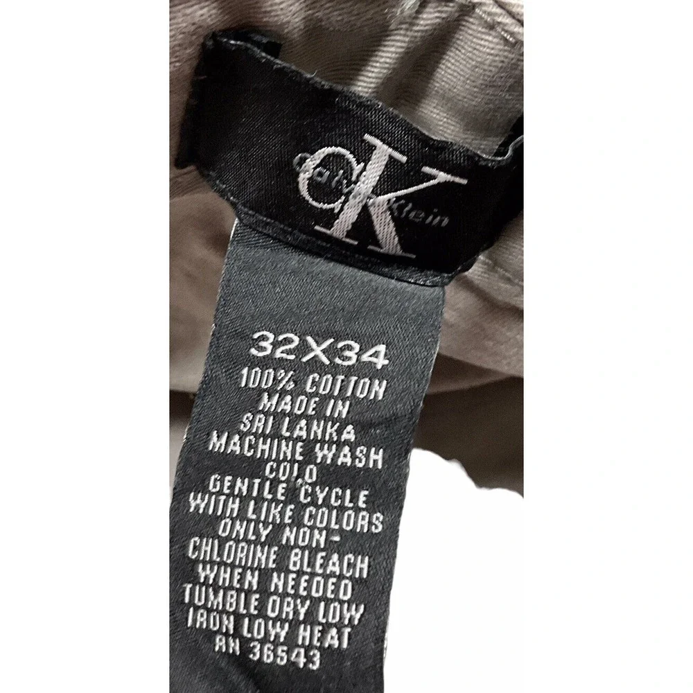 Calvin Klein Gray Pants Size 32 X 34 RN# 36543 100%‎ cotton straight leg